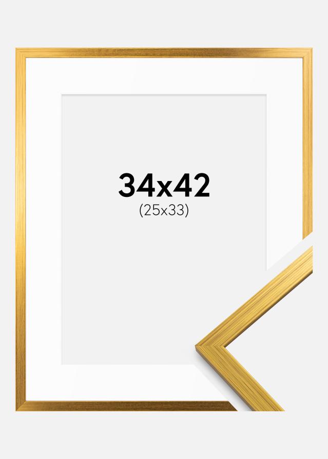 Ramă Edsbyn Aur 34x42 cm - Paspartuuri Alb 26x34 cm