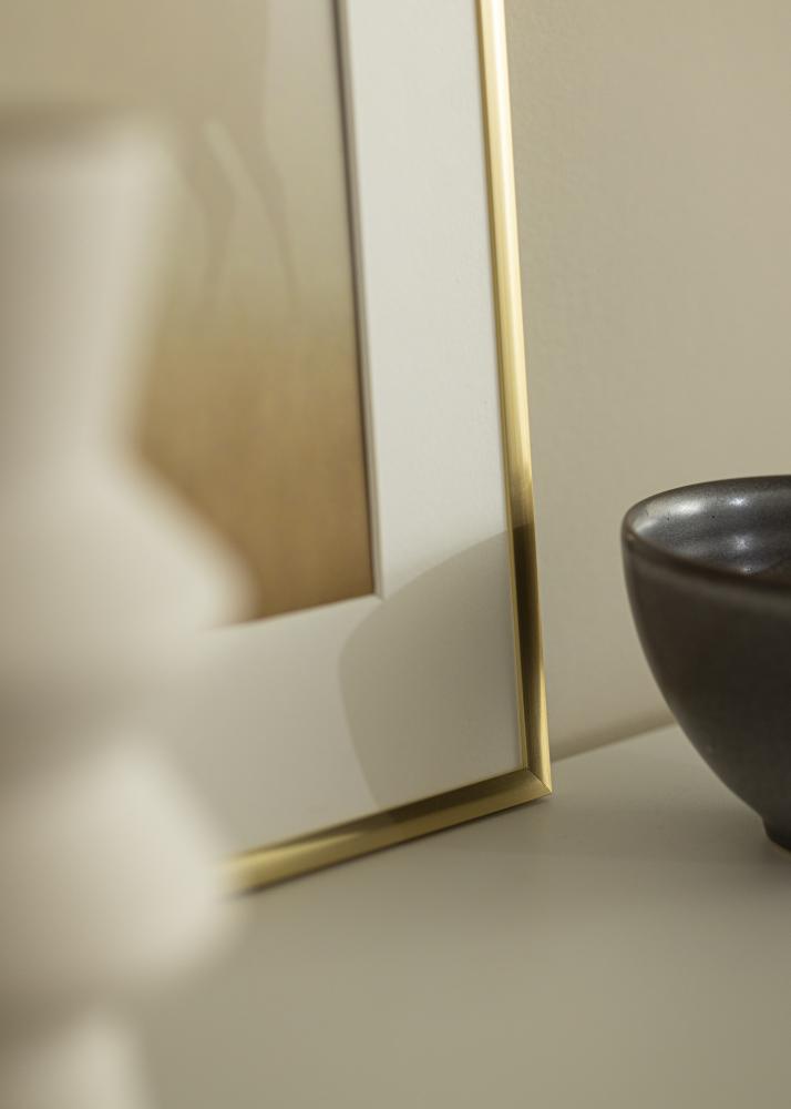 Ramă New Lifestyle Aur 60x90 cm - Paspartuuri Alb 50x75 cm