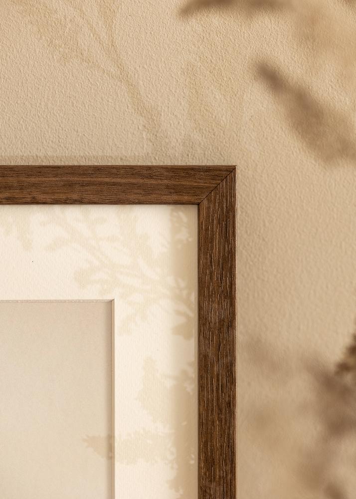 Ramă Hermes Nuc 70x90 cm - Paspartuuri Alb 55x70 cm