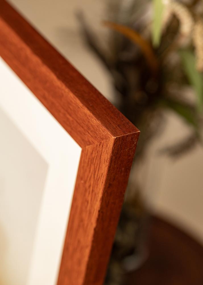 Ramă Juno Cireașă 28x35 cm - Paspartuuri Alb 20x25 cm