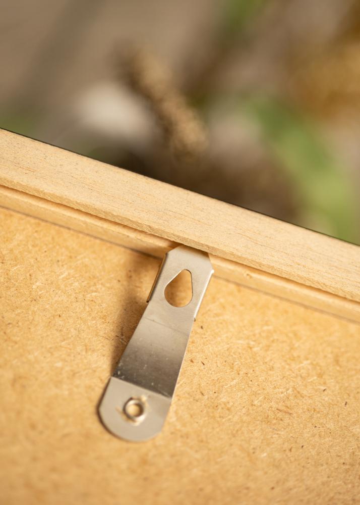 Ramă Hermes Nuc 42x59,4 cm - Paspartuuri Alb 25x38 cm