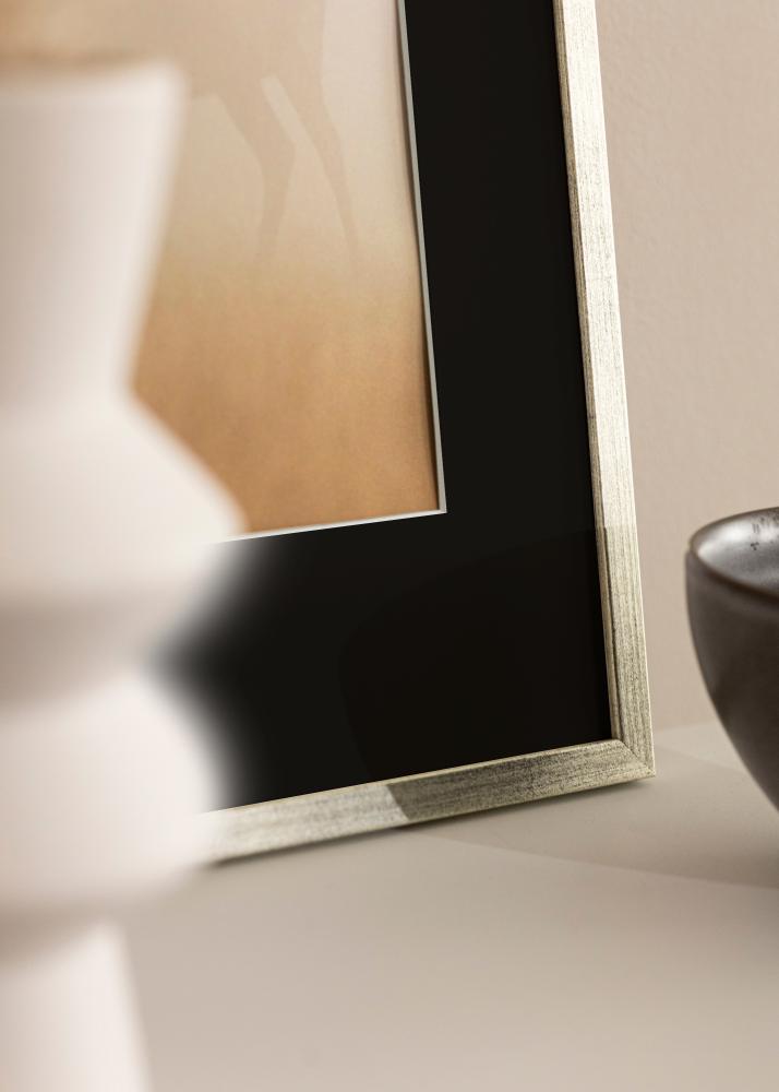 Ramă Galant Argintiu 40x50 cm - Paspartu Negru 12x16 inches