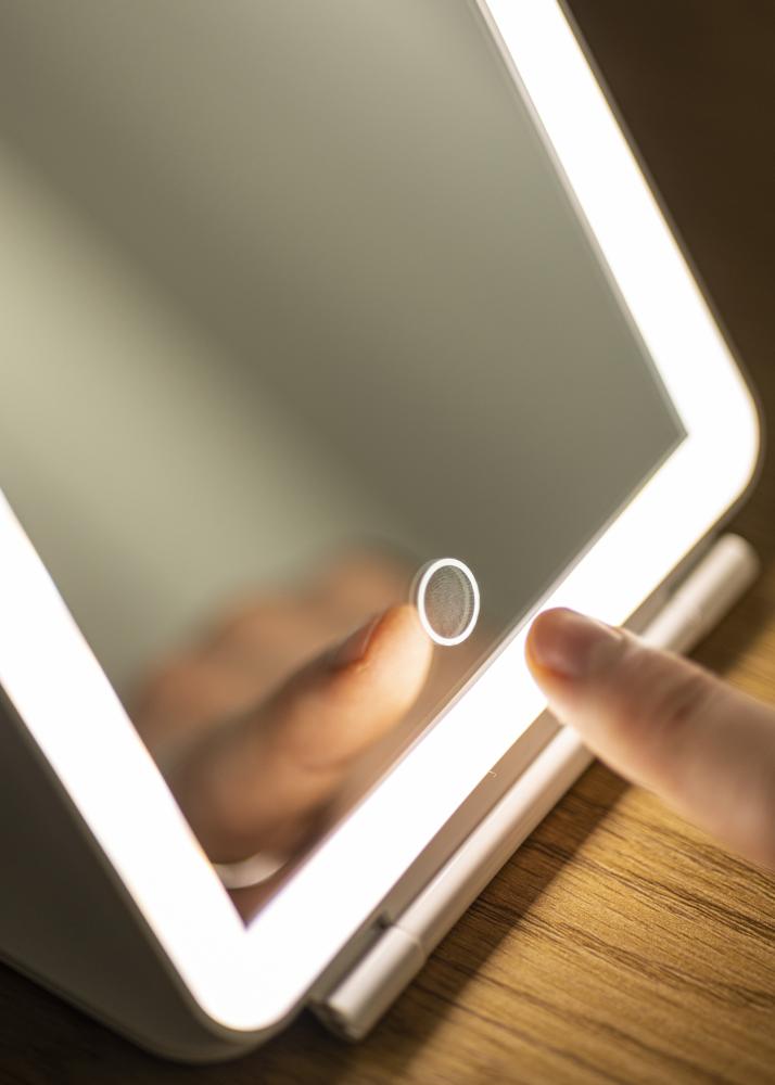 KAILA Oglindă pentru machiaj Travel LED Reîncărcabil Alb 14x20 cm