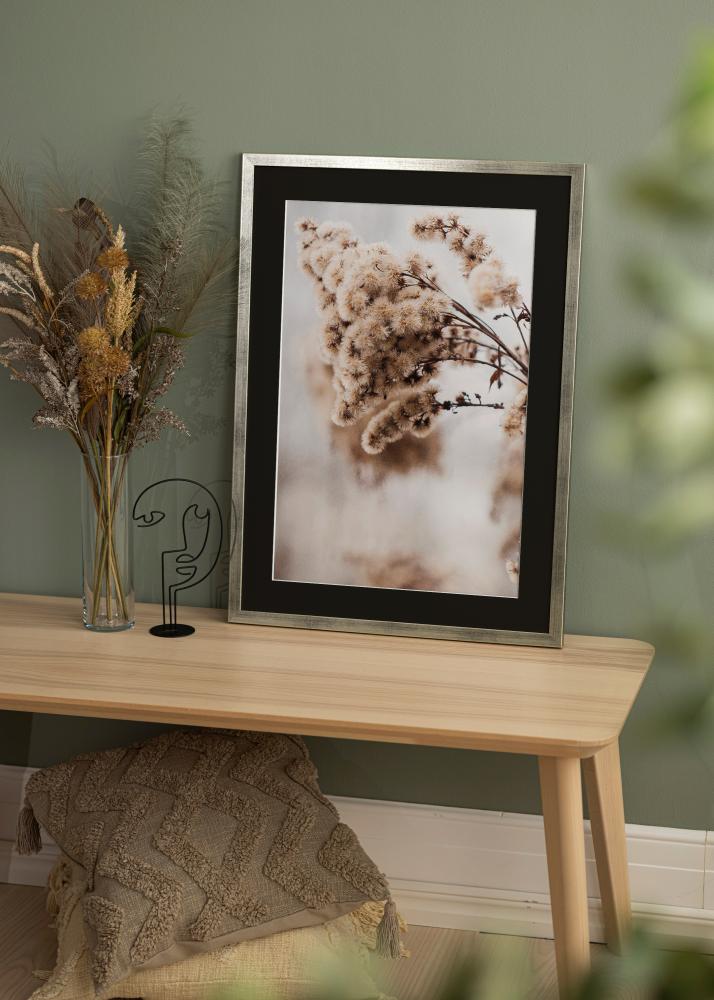 Ramă Stilată Argintiu 18x24 cm - Paspartu Negru 13x18 cm