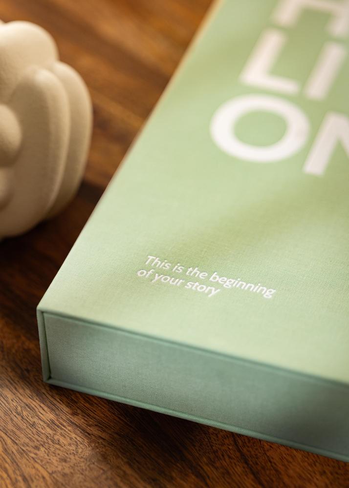 KAILA HI LITTLE ONE Mentă - Coffee Table Photo Album (60 Negre Pagini)