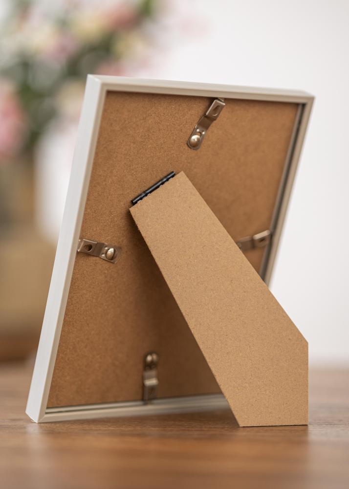 Ramă New Lifestyle Gri Pământ 13x18 cm - Paspartuuri Alb 9x12 cm