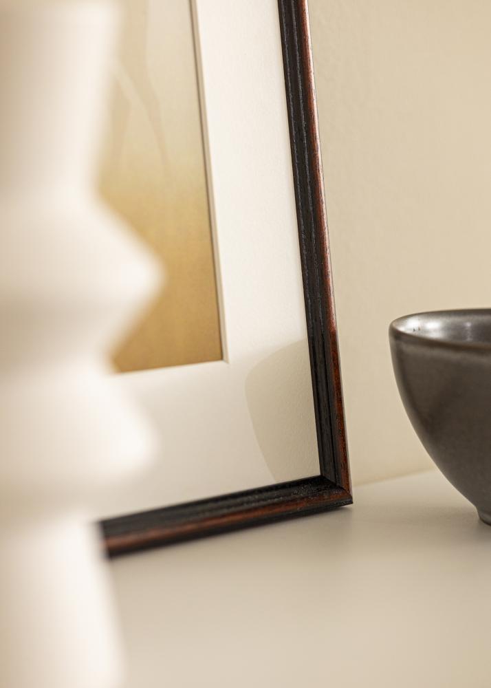 Ramă Horndal Nuc 40x60 cm - Paspartu Alb 32,9x48,3 cm (A3+)