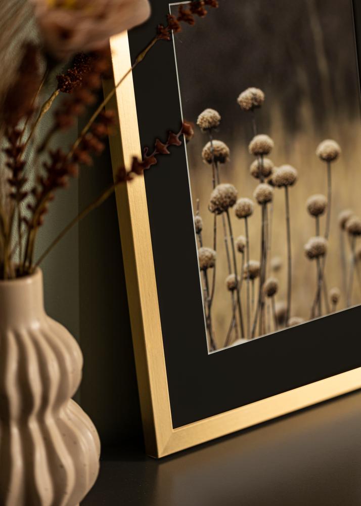 Ramă Selection Auriu 70x100 cm - Paspartu Negru 62x93 cm