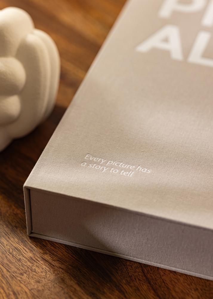 KAILA PHOTO Album Grey - Coffee Table Photo Album (60 Negre Pagini / 30 foi)