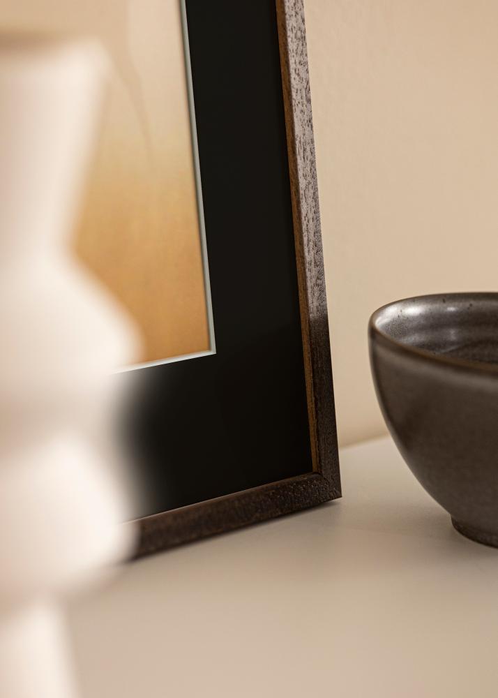 Ramă Edsbyn Nuc 35x50 cm - Paspartu Negru 24x30 cm