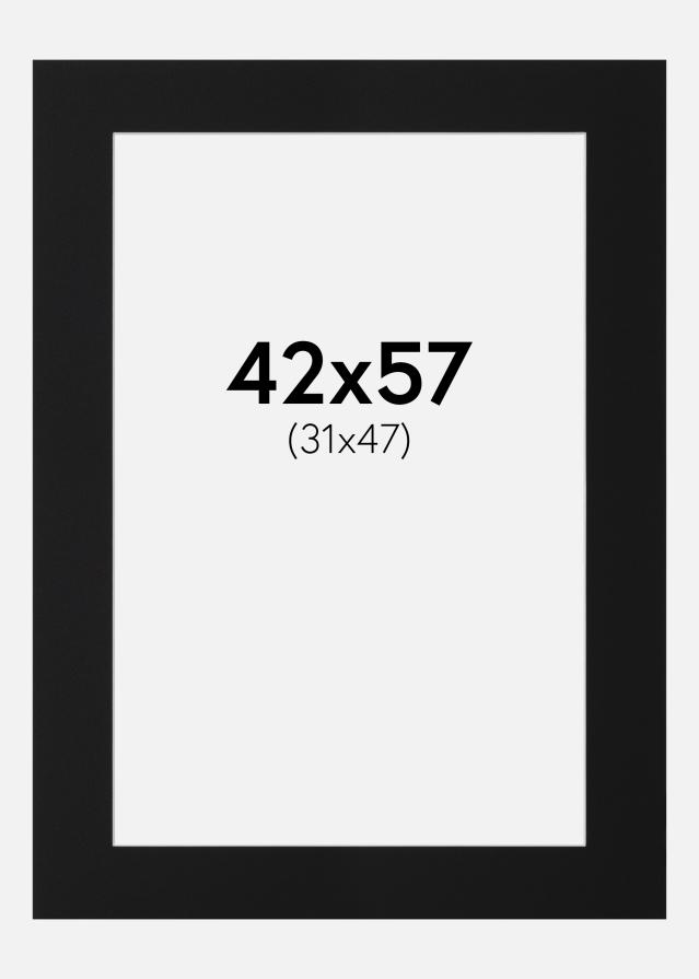 Paspartu Negru Standard (Miez Alb) 42x57 cm (31x47)