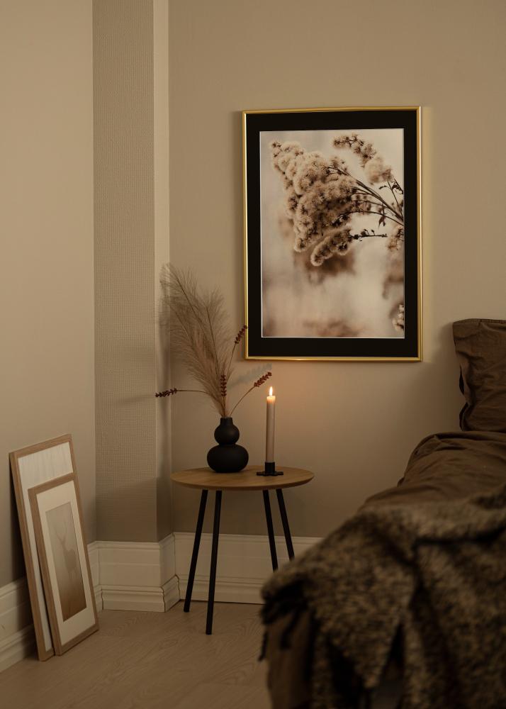 Ramă Victoria Auriu 70x100 cm - Paspartu Negru 62x93 cm