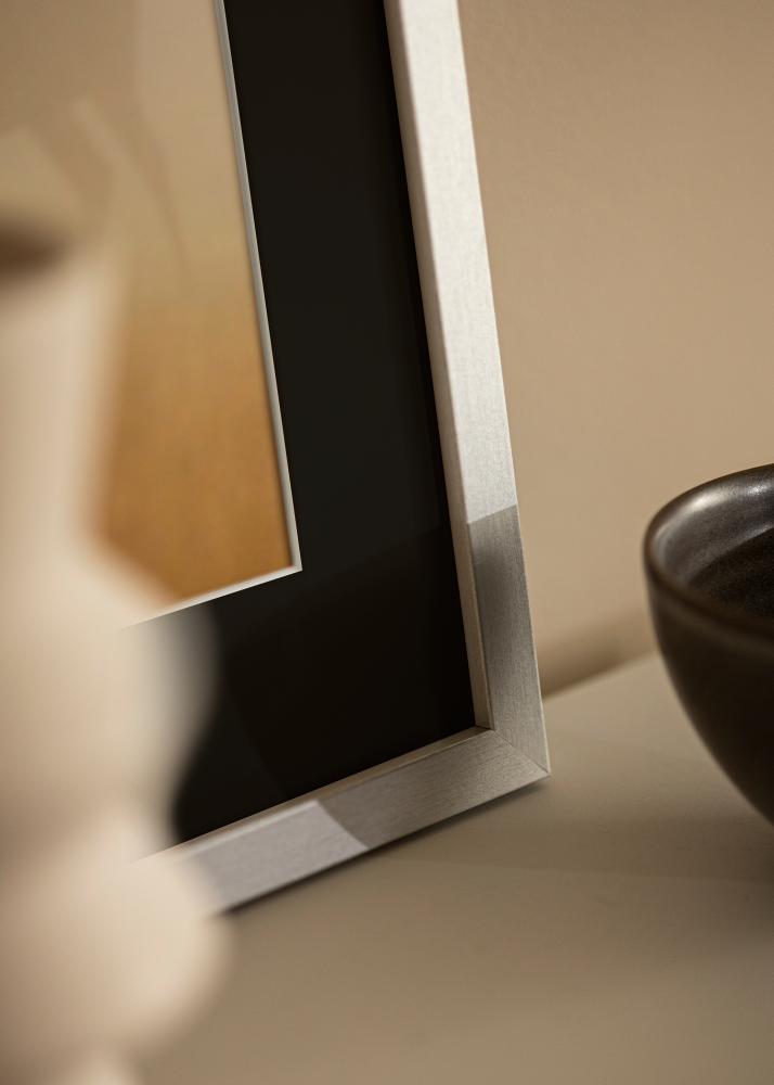 Ramă Selection Argintiu 70x100 cm - Paspartu Negru 62x93 cm
