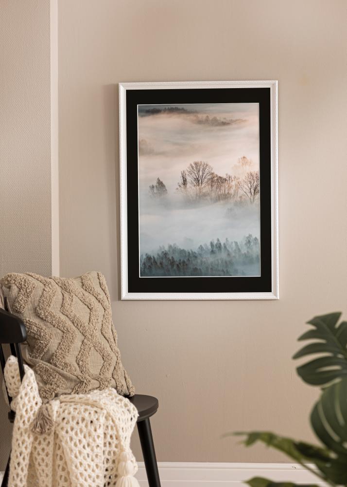 Ramă Abisko Alb 50x70 cm - Paspartu Negru 33x56 cm